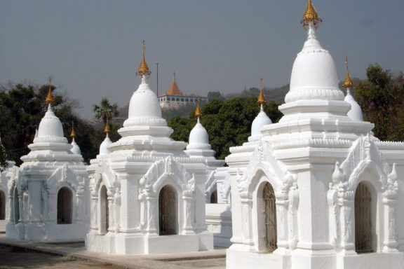 Day 4 : Bagan - Mandalay
